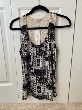 NEW Sleeveless Black & White Blouse for Women Size M